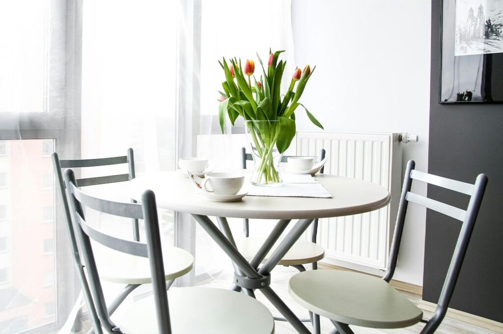 Dining table with Minimalist Seating