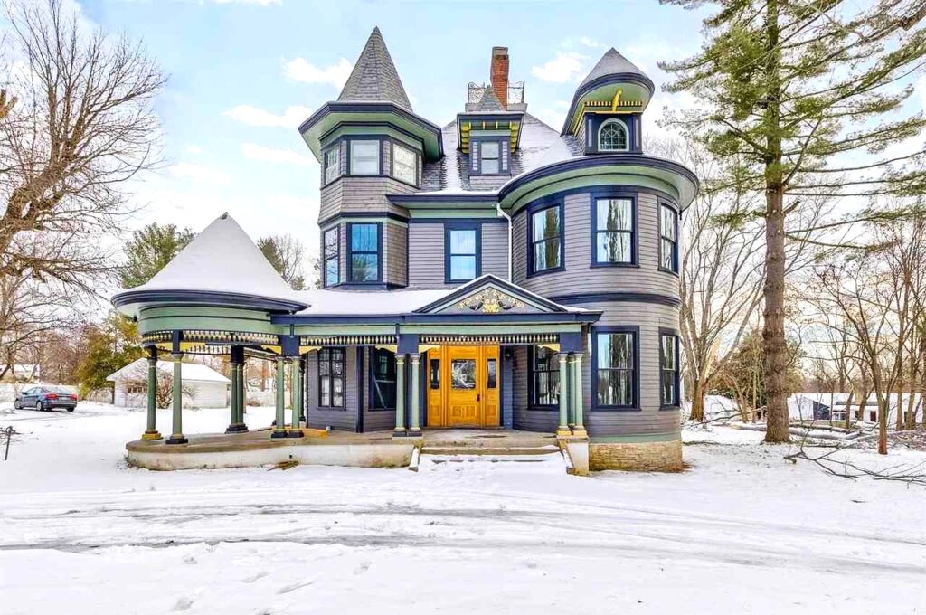 Victorian and Queen Anne Homes