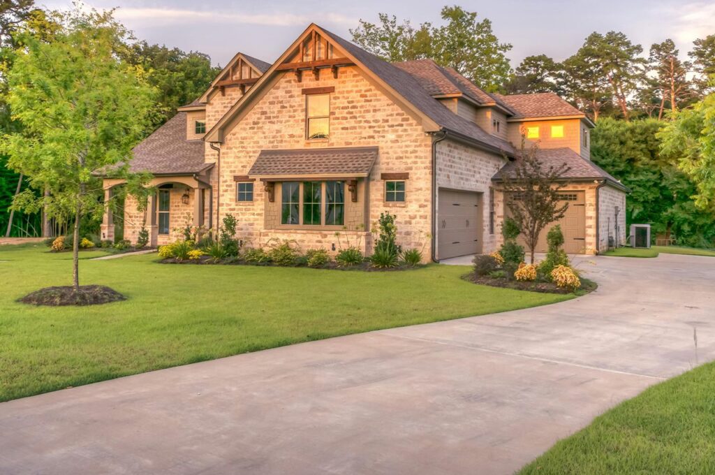 home exterior with green lawn