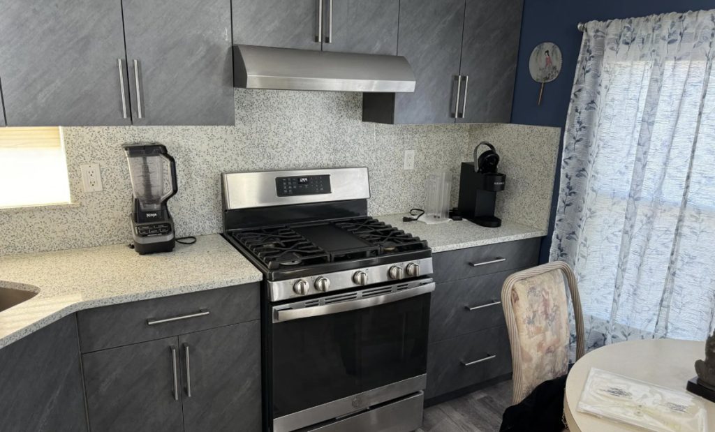 Cozy 2-Bedroom Condo in Staten Island