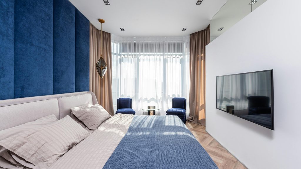 Modern bedroom with comfortable bed