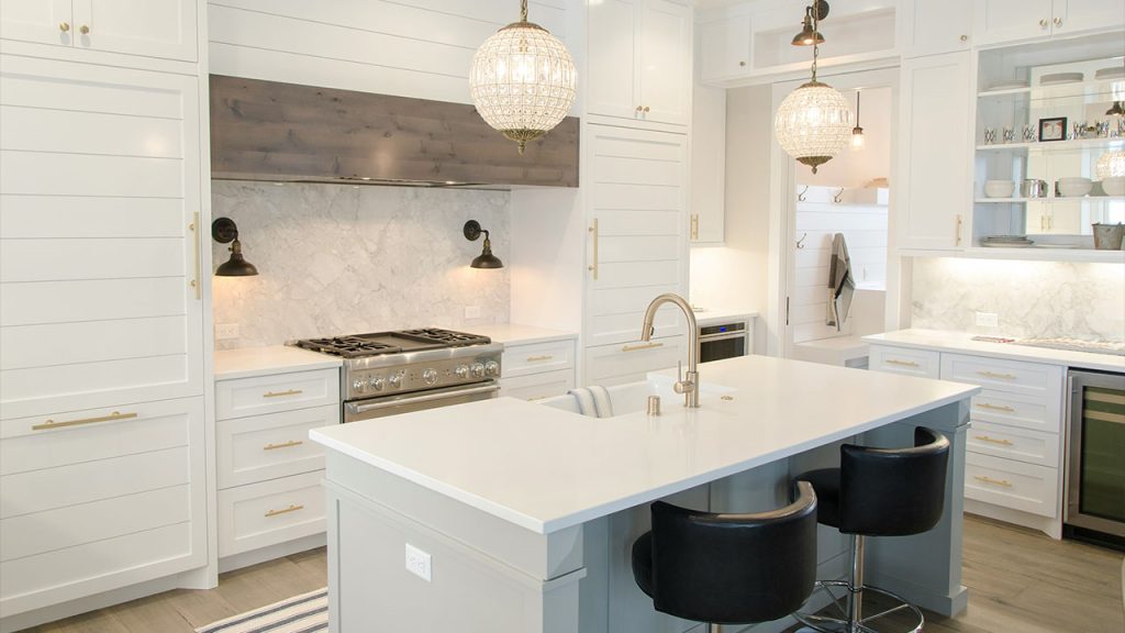 white kitchen room set