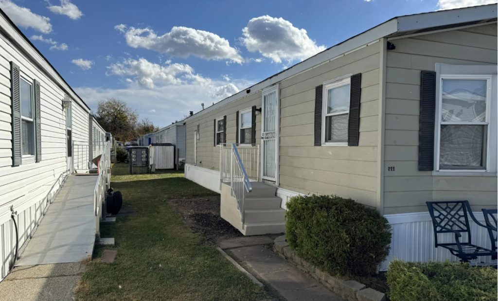 Cozy 2-Bedroom Condo in Staten Island