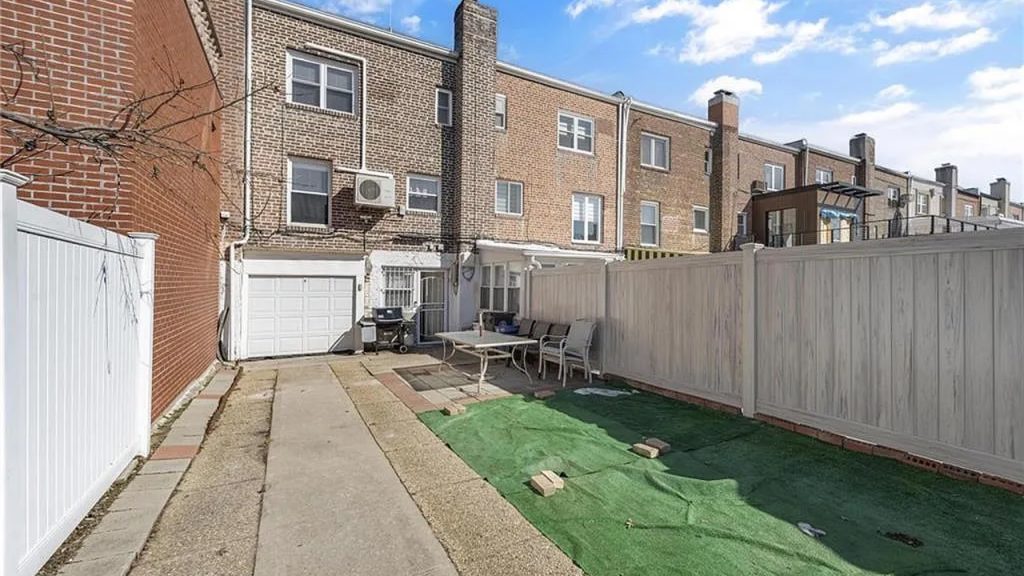 middle village outdoor
