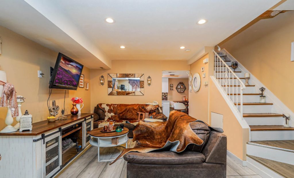 Modern 3-Bedroom Townhouse in Staten Island