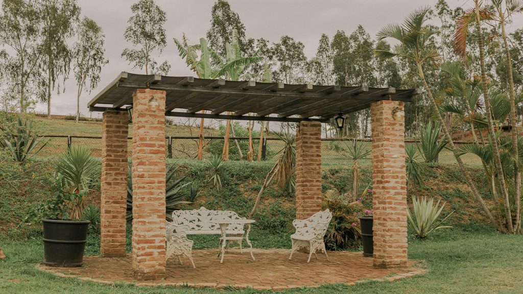 Charming Garden Pergola in Presidente Prudente