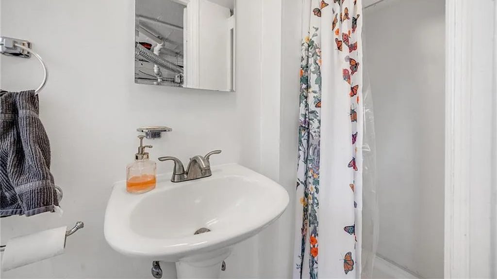 middle village bathroom