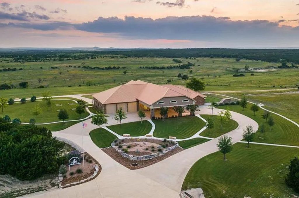Ranch Home in Lampasas, TX – $21,500,000