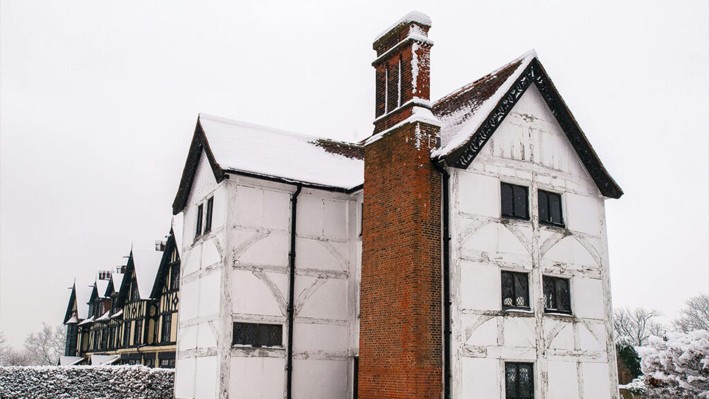 White House in Village