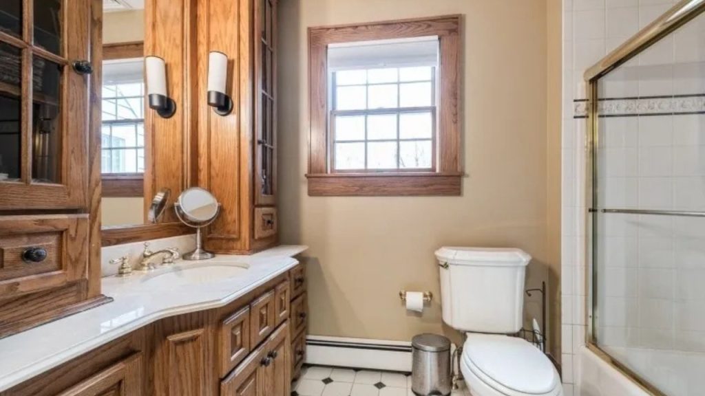 Rustic Elegance with Warm Wood Tones