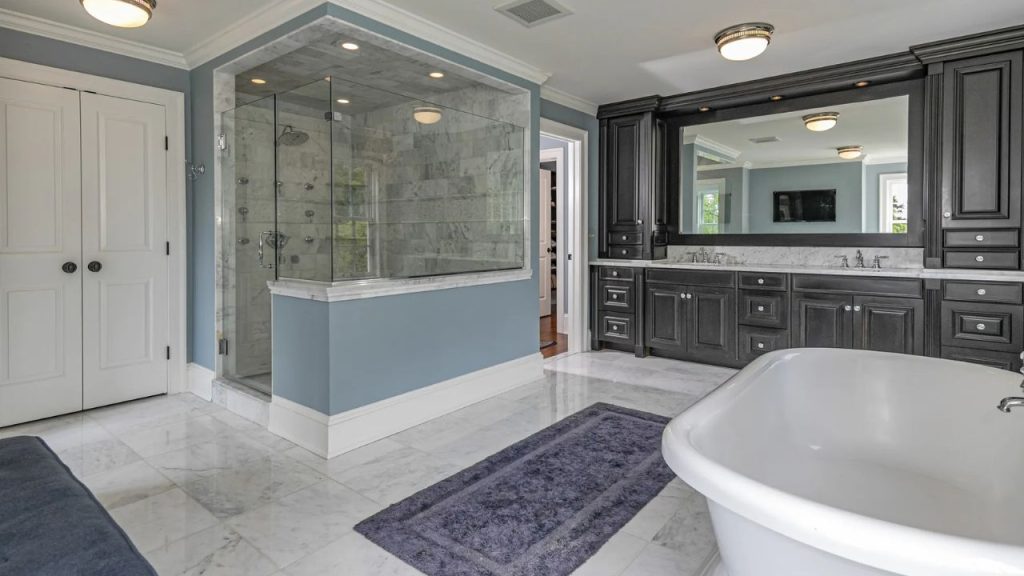 Spa-Inspired Bathroom