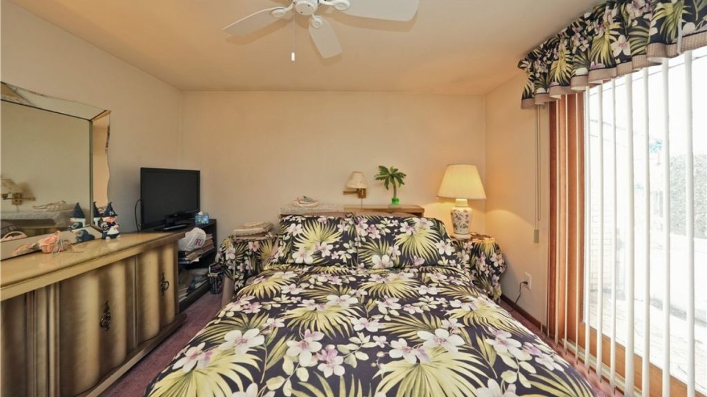 Cozy Bedroom with Tropical Vibes