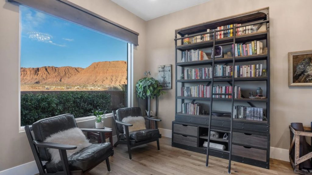 Cozy Office with View