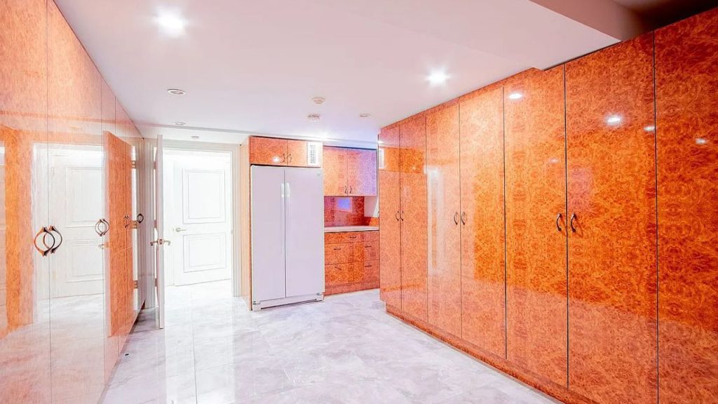 Luxurious High-Gloss Storage Haven