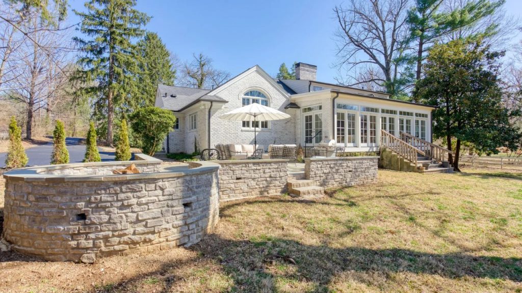 Elegant Patio with Fire Pit