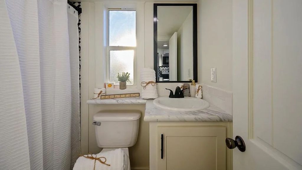 Elegant Bath with Contemporary Touches