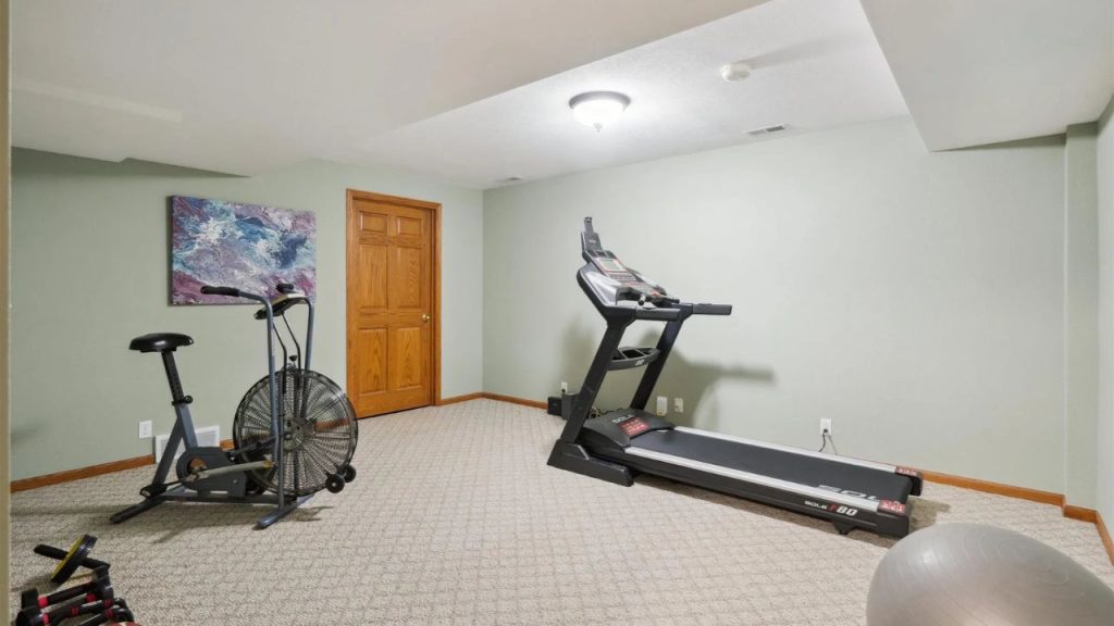 Spacious Private Home Gym