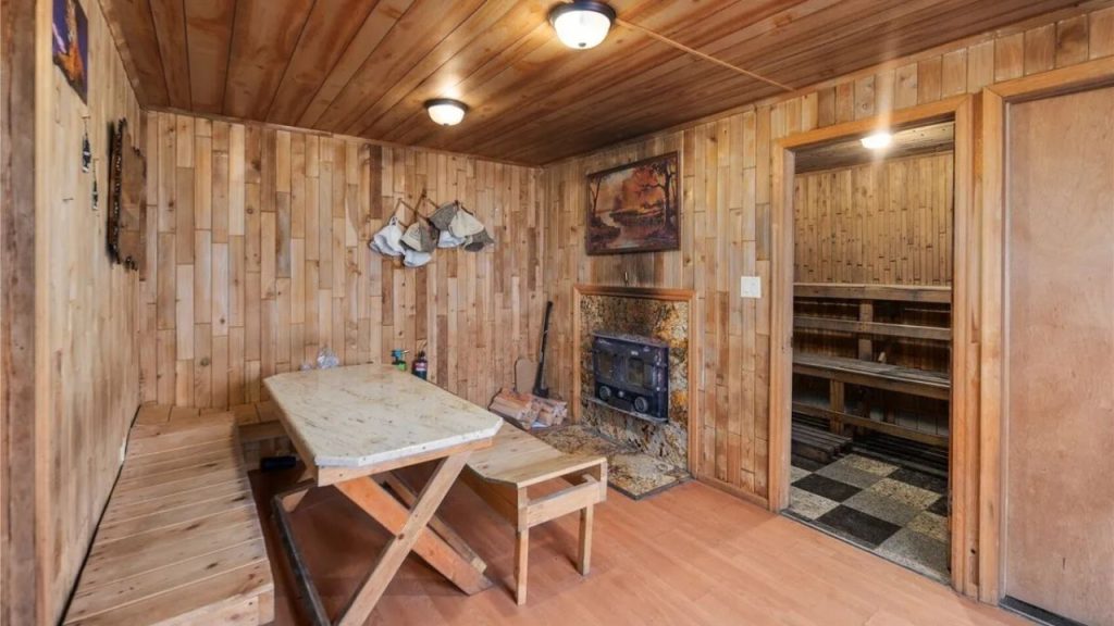 Relaxing Spa-Like Sauna