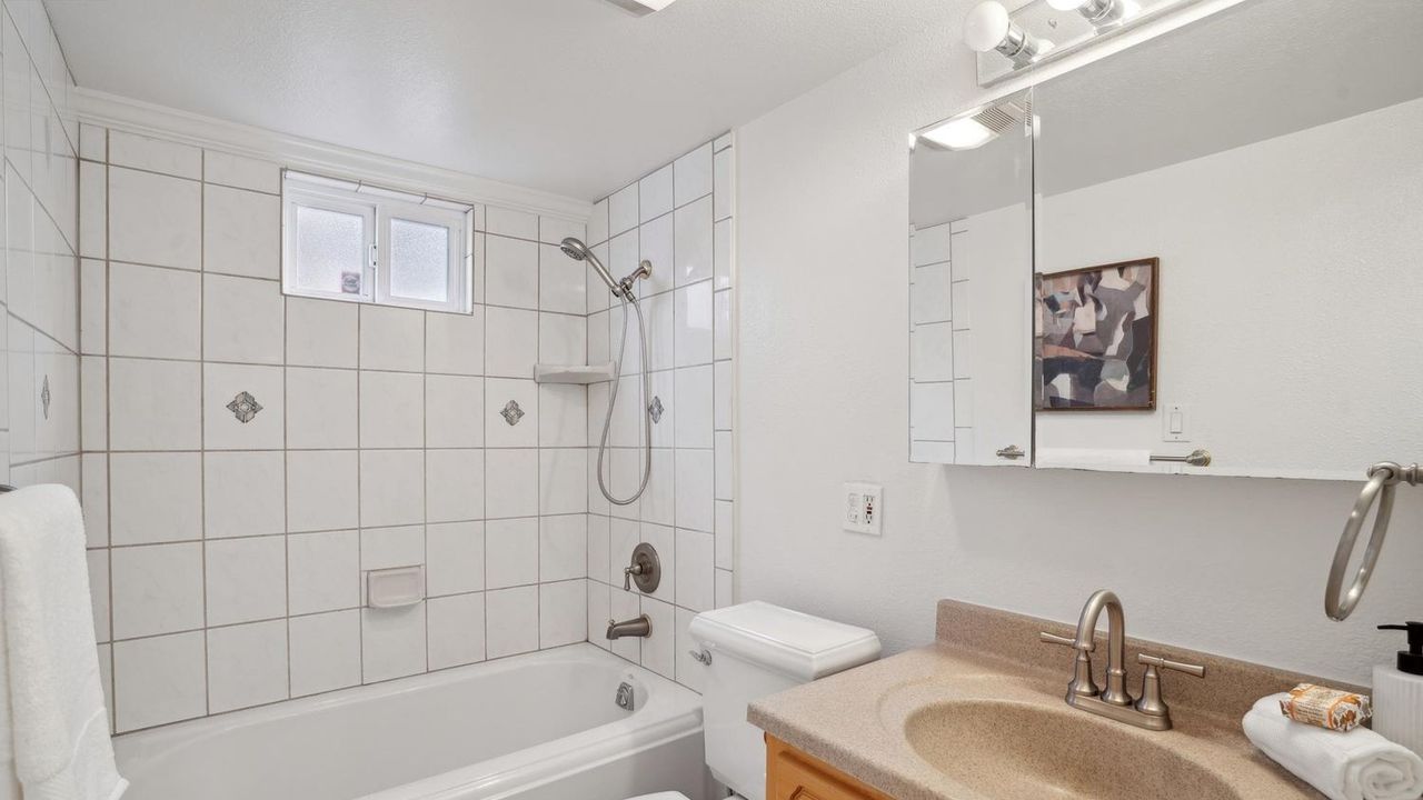 Inside a 1939 Oakland Bungalow With Vintage Charm, Studio, and Flowering Yard (Floor Plan Inside)