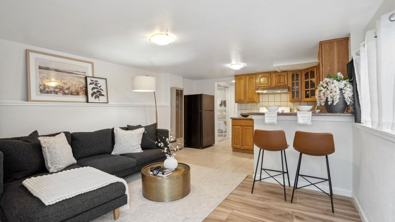 Inside a 1939 Oakland Bungalow With Vintage Charm, Studio, and Flowering Yard (Floor Plan Inside)