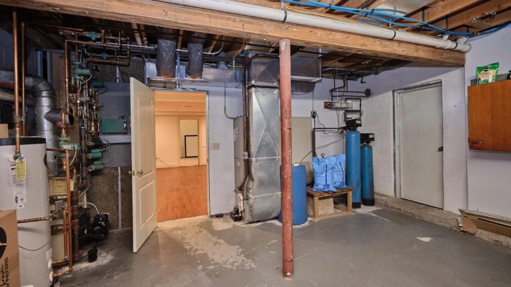 Functional Utility Basement with Storage