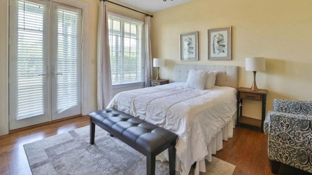 Charming and Inviting Bedroom