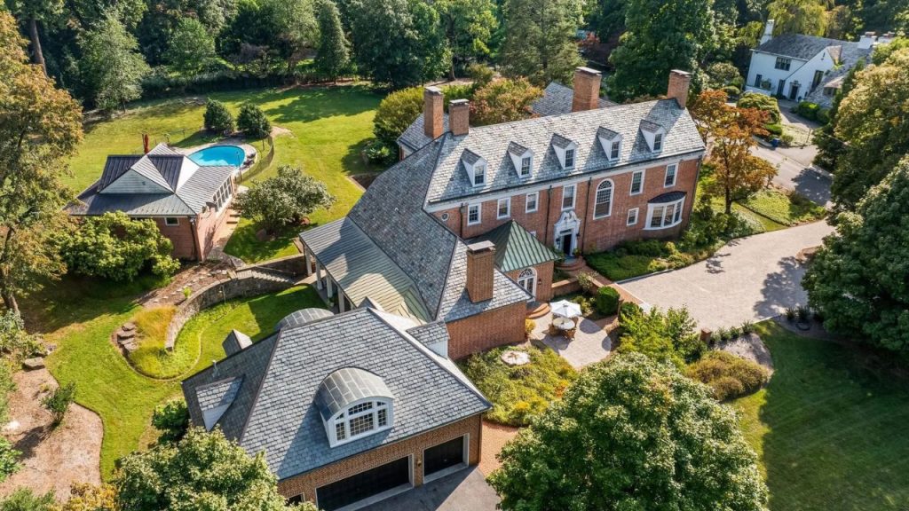 Elegant Georgian Estate with Timeless Charm