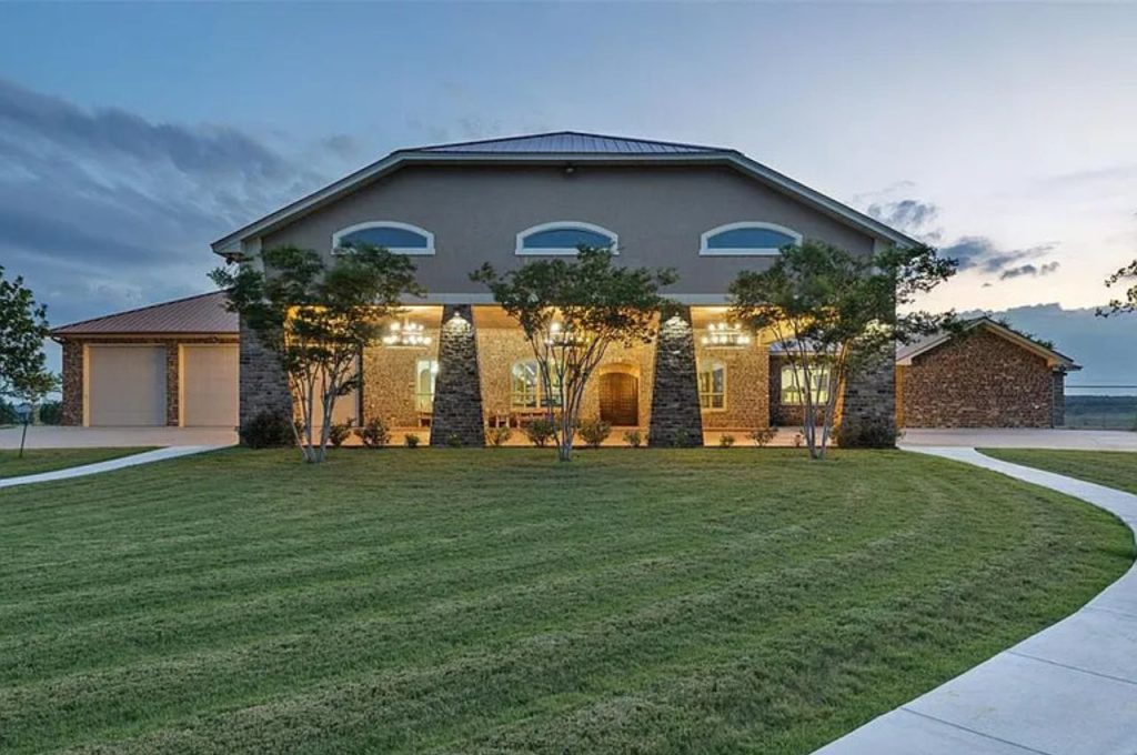 Modern Ranch with a Grand Entrance