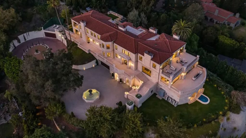 Los Feliz Mansion