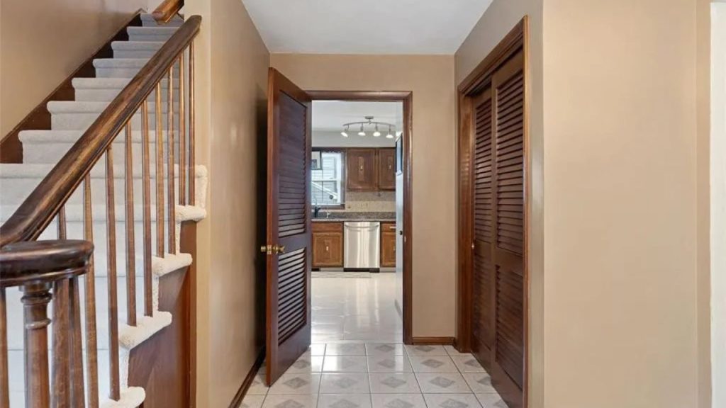 Inviting Foyer with Timeless Appeal