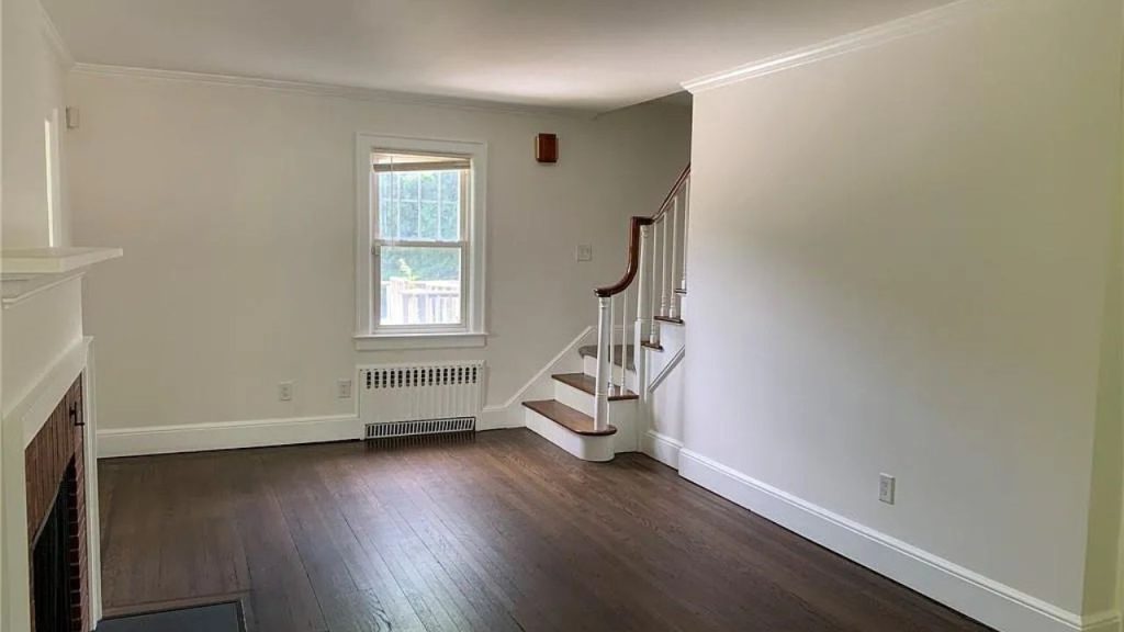 Elegant Colonial Living Room