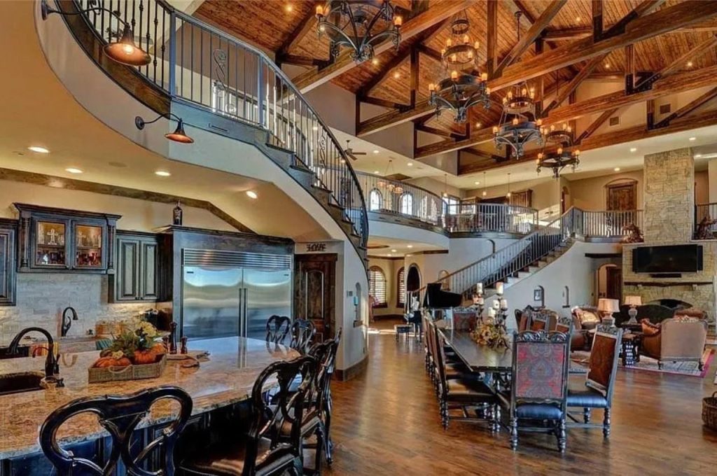 Grand Rustic Interior