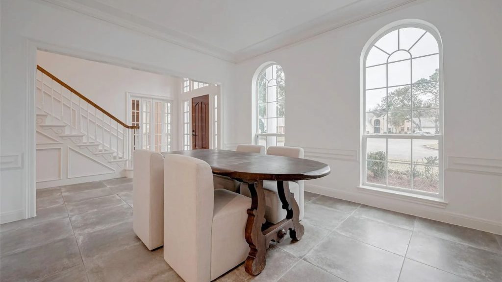 Elegant Entry and Bright Dining Space