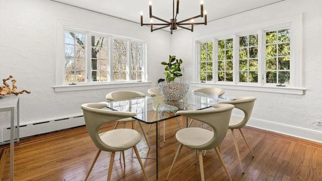 Bright and Modern Dining Space