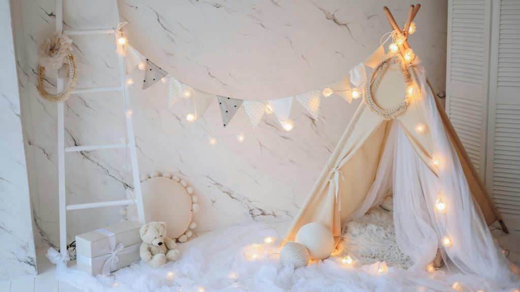 String Light Bulbs and Party Banner Decorations