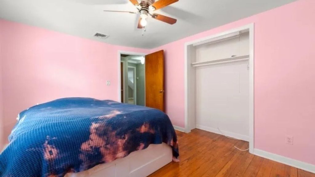 Bedroom with Soft Hues