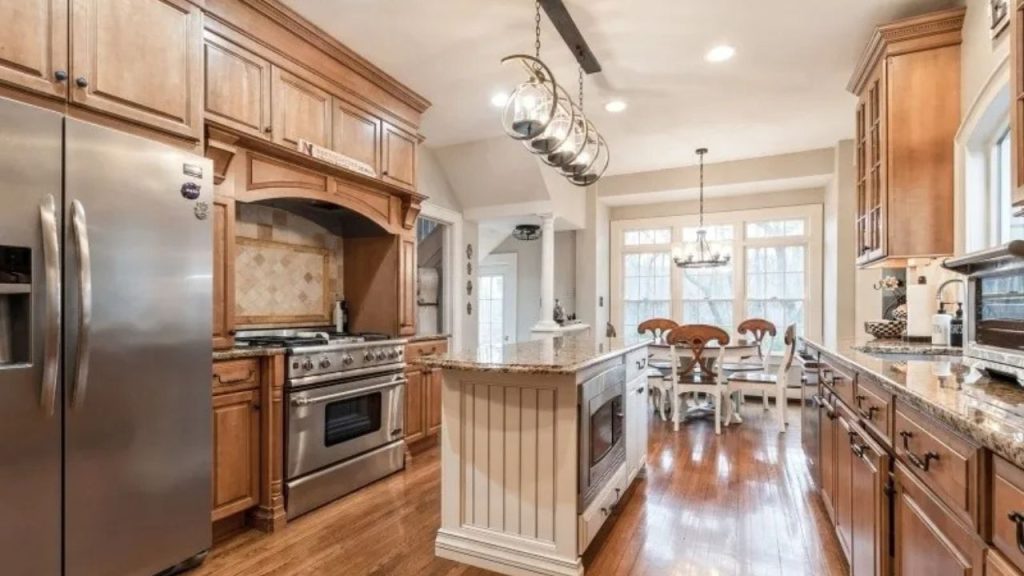 Kitchen with Cozy Breakfast Nook