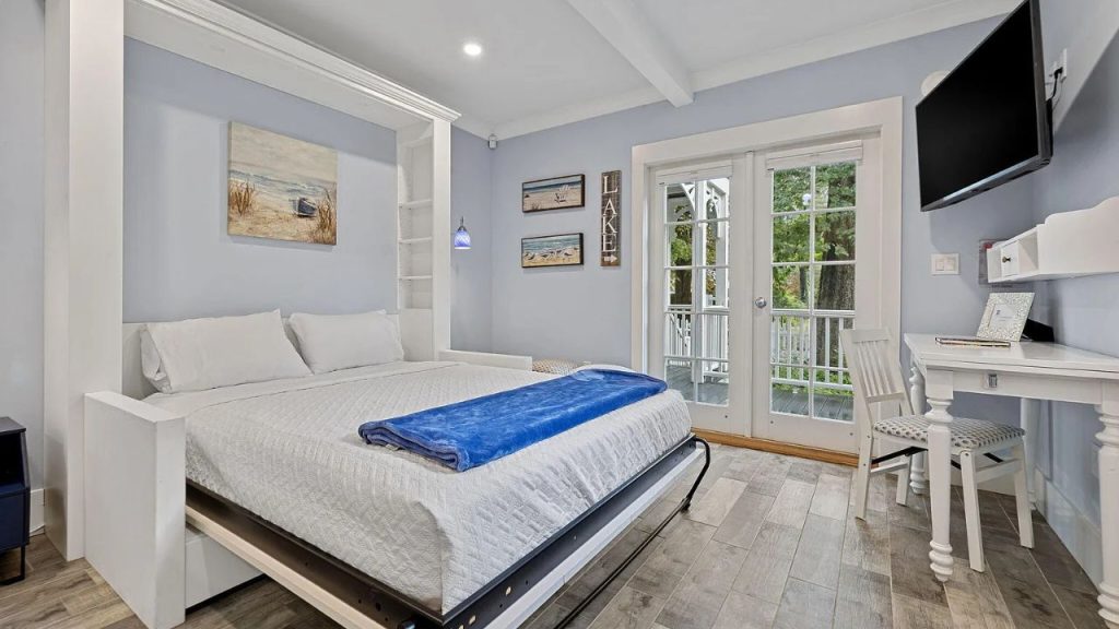 Cozy Murphy Bed