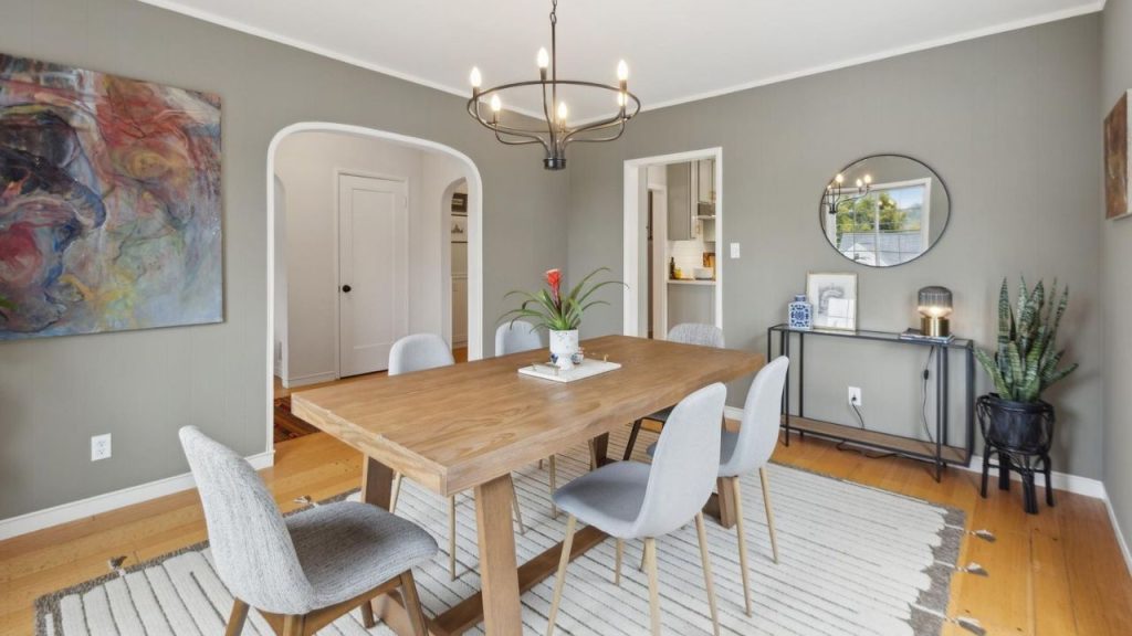 Elegant Dining Room