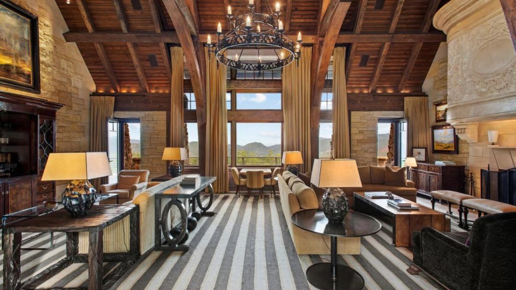 Rustic Elegance with Mountain Views