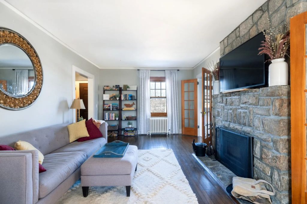 Cozy Modern Living Room