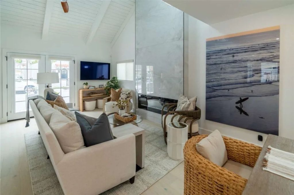 Coastal Elegance with Modern Comfort
