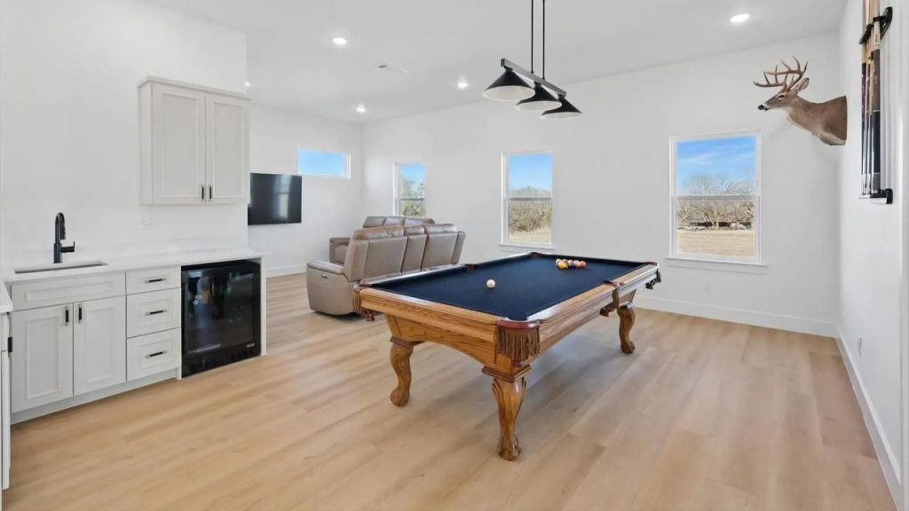 Get Inspired By This 2,875 Sq-Ft. 4-Bedroom Dream Barndo in Alvarado, TX