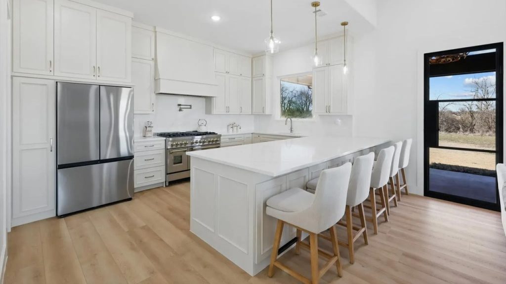 Get Inspired By This 2,875 Sq-Ft. 4-Bedroom Dream Barndo in Alvarado, TX