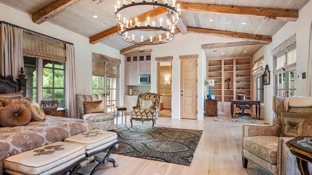 Luxurious Master Suite