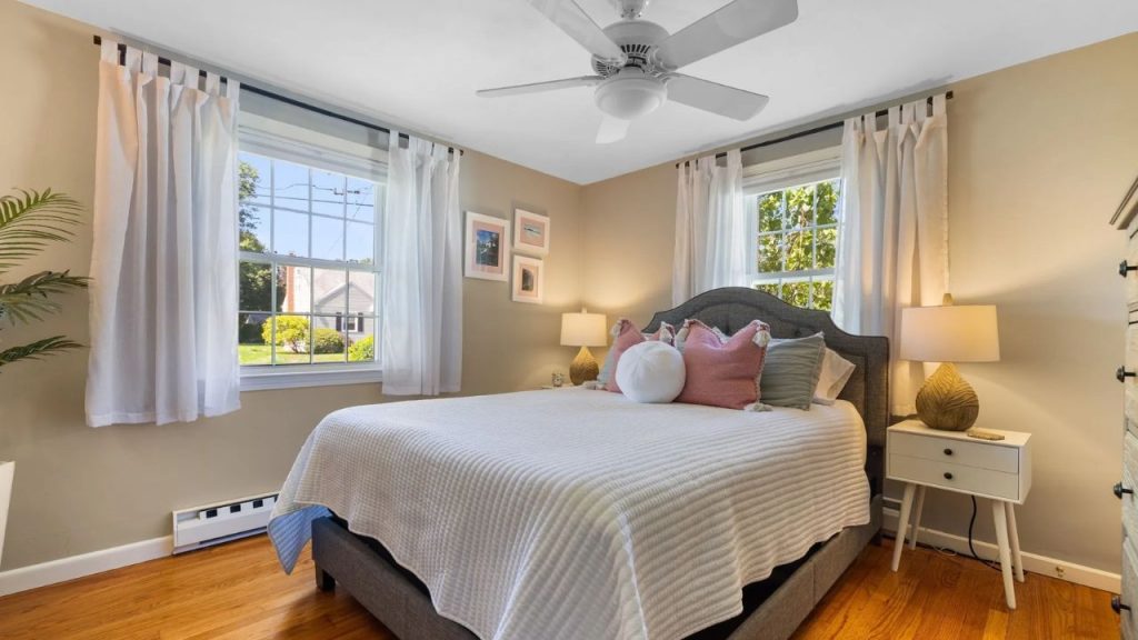 Stylish Bedroom with Relaxing Vibes