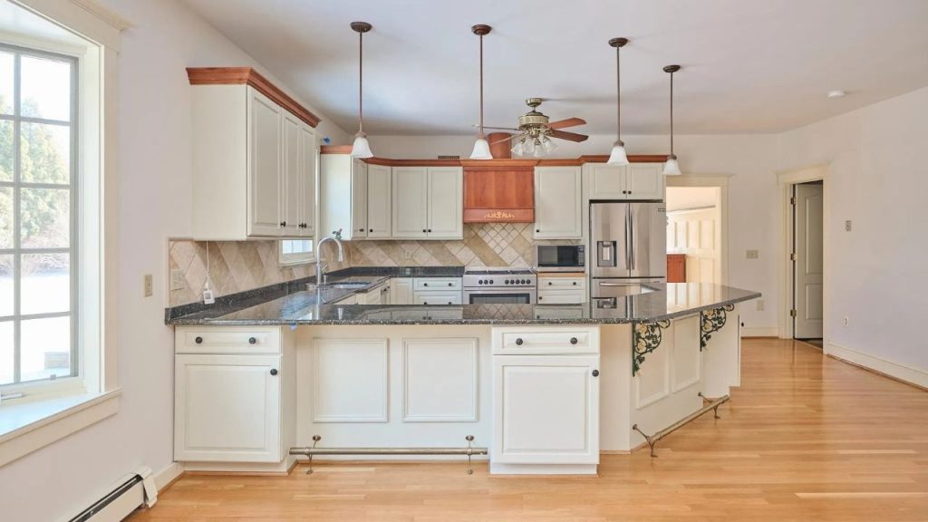 Elegant White Kitchen with Island