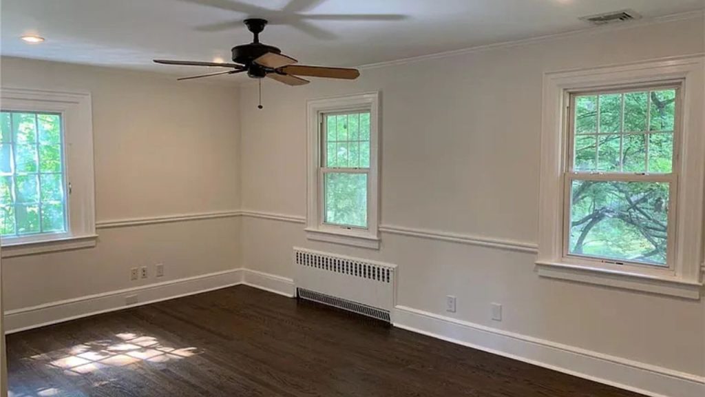 Bright and Spacious Family Room