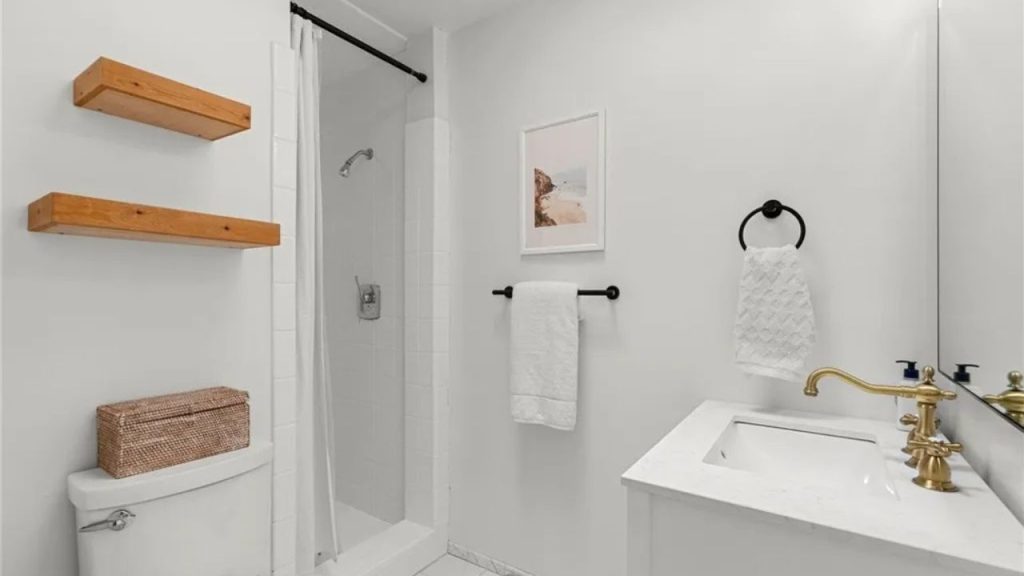 Modern White Bathroom