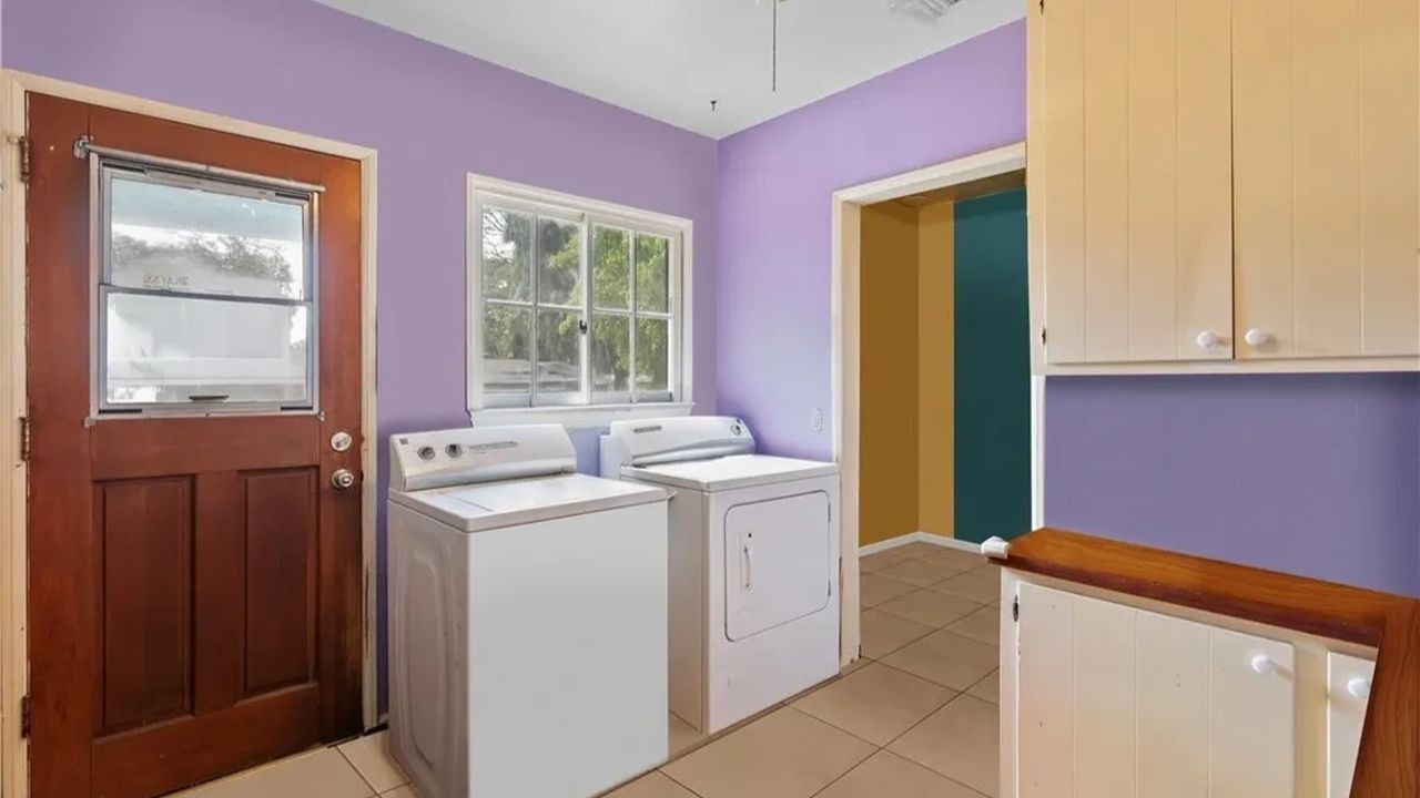 Spacious 2,808 Sq-Ft. 5-Bedroom Home in Old Granada Hills (With Floor Plan)